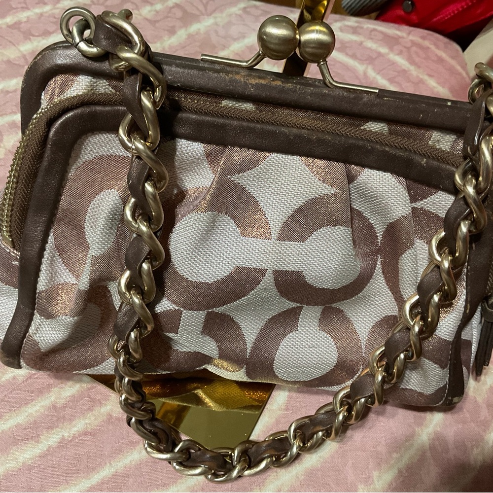 Rare Coach 2009 Parker OP Art Frame Kisslock Triple Compartment Signature
